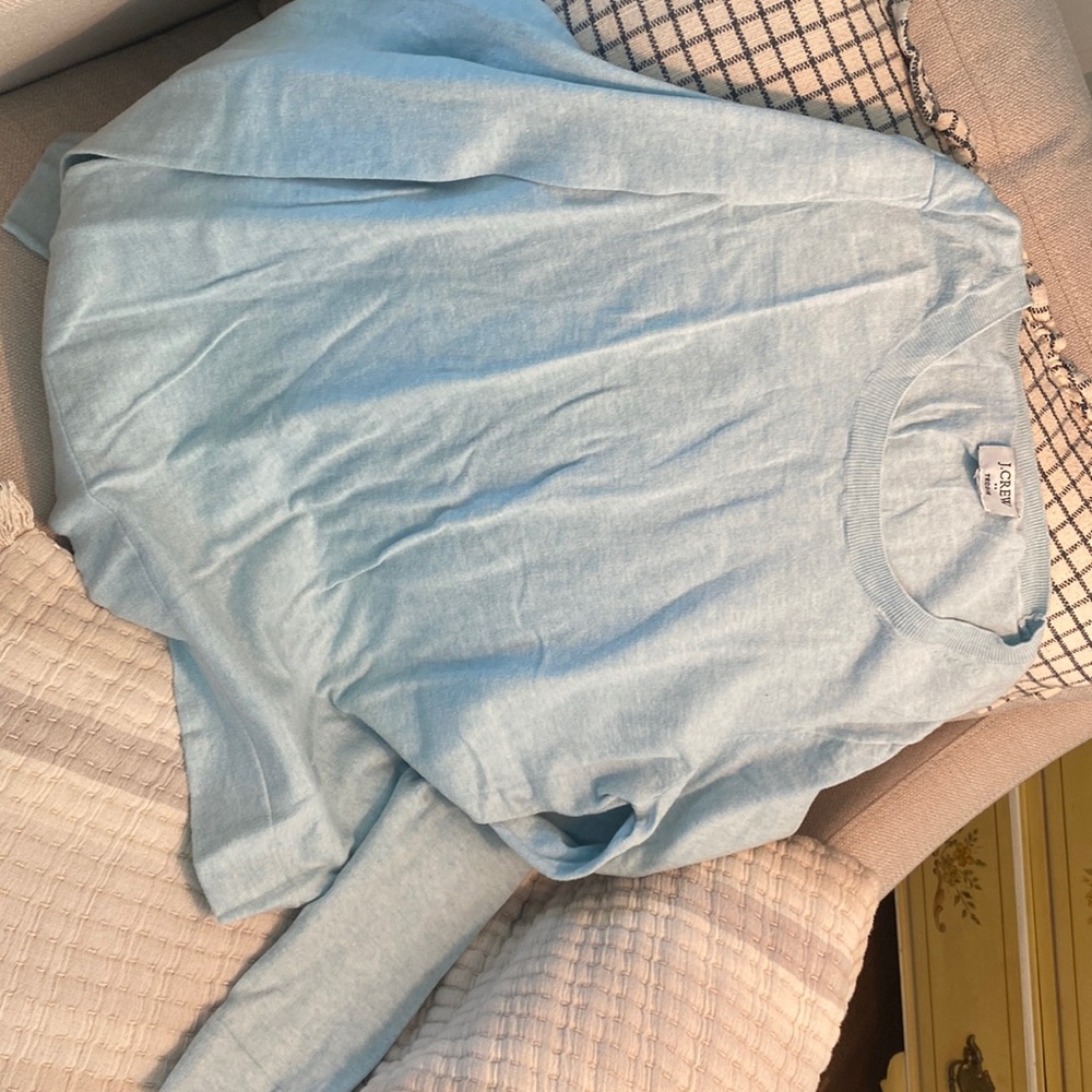 Jures men’s blue sweater